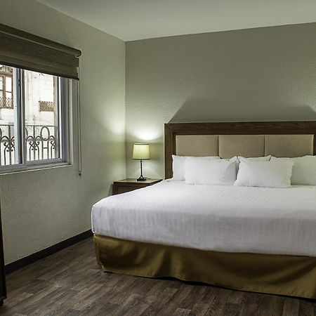 Hotel Adriana Hidalgo del Parral Bagian luar foto