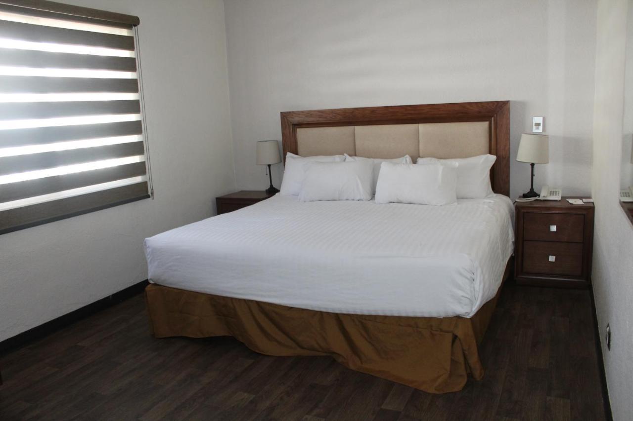 Hotel Adriana Hidalgo del Parral Bagian luar foto